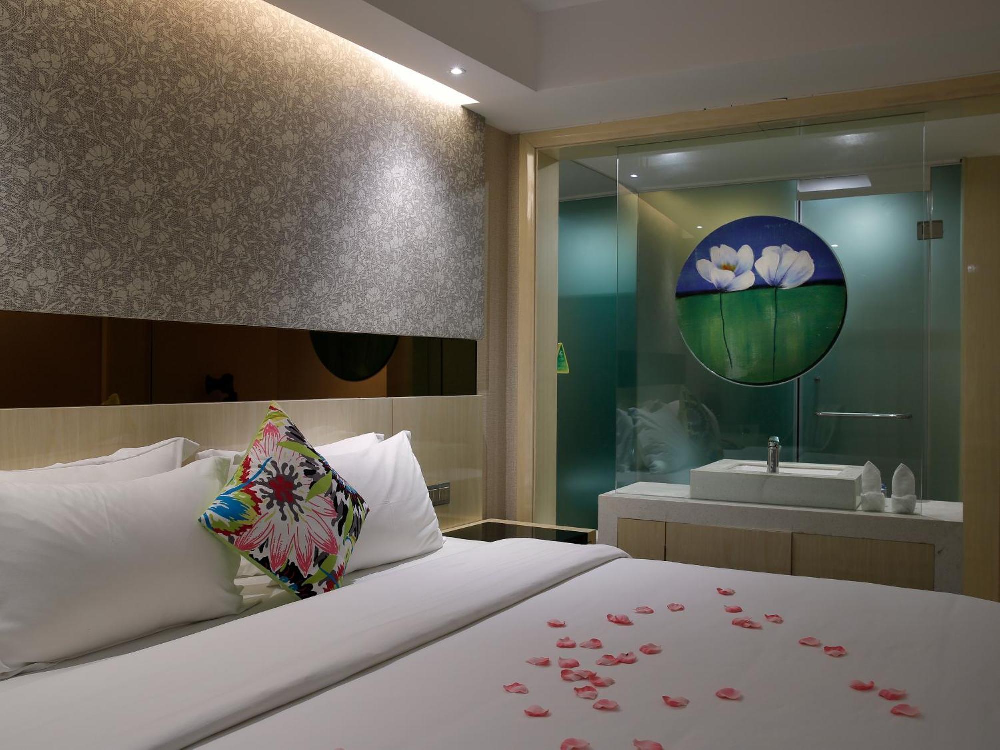 Paco Hotel Beijing Road Pedestrian Street Tuanyida Metro Guangzhou Bilik gambar