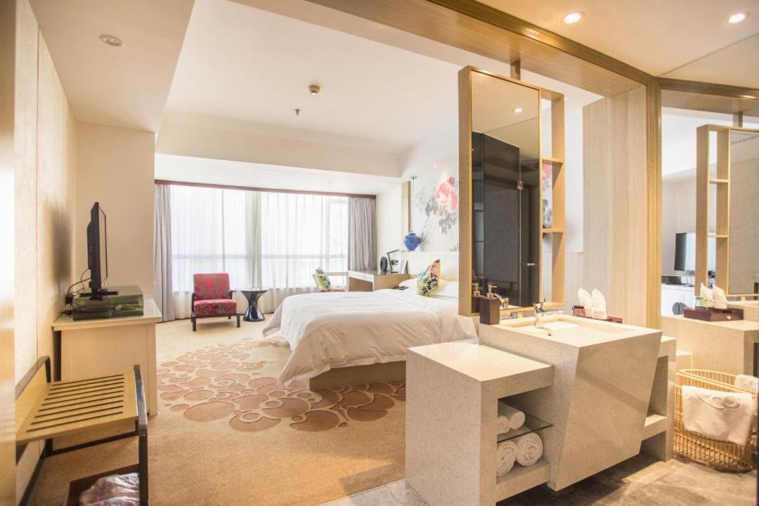 Paco Hotel Beijing Road Pedestrian Street Tuanyida Metro Guangzhou Luaran gambar